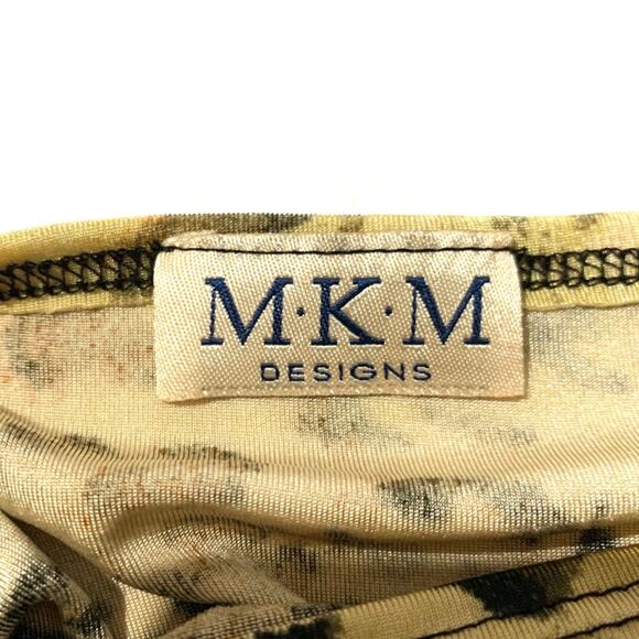 Cheetah Print Sleeveless Top - Picture 10 of 10